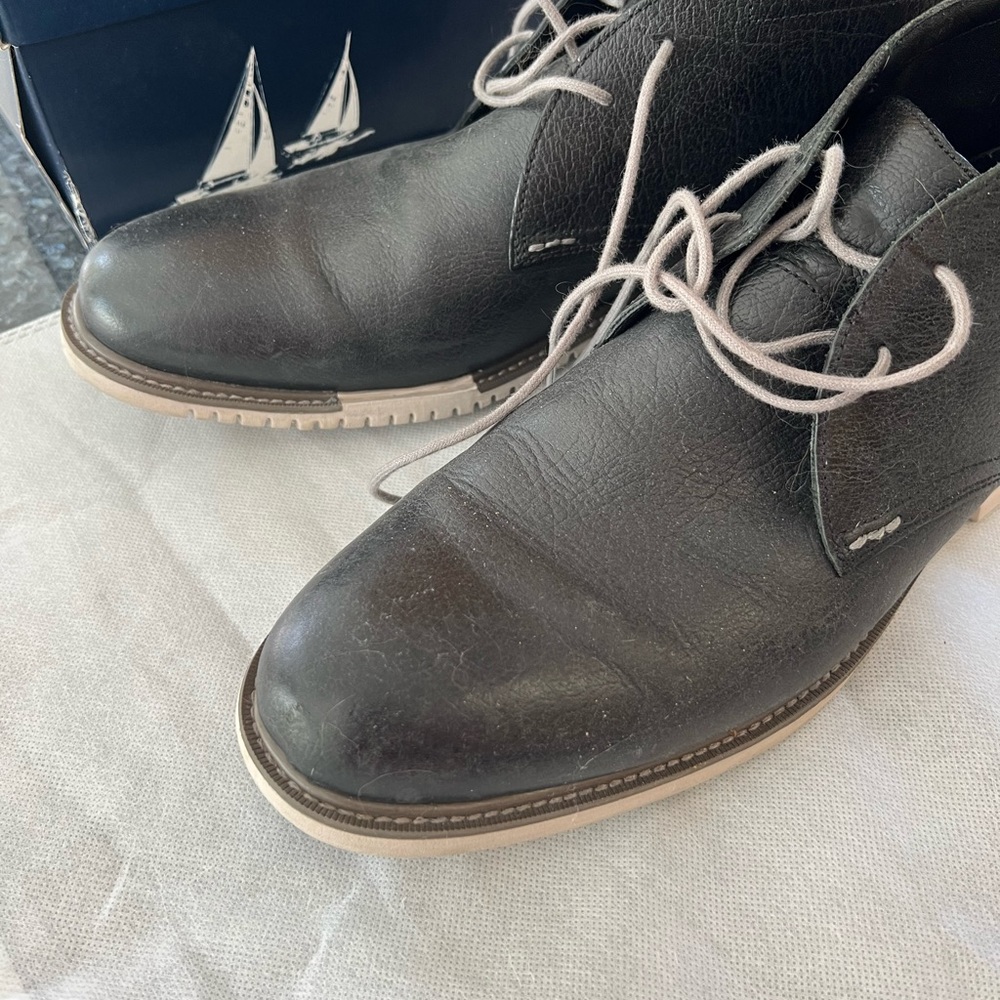Cole haan leather chukka boot